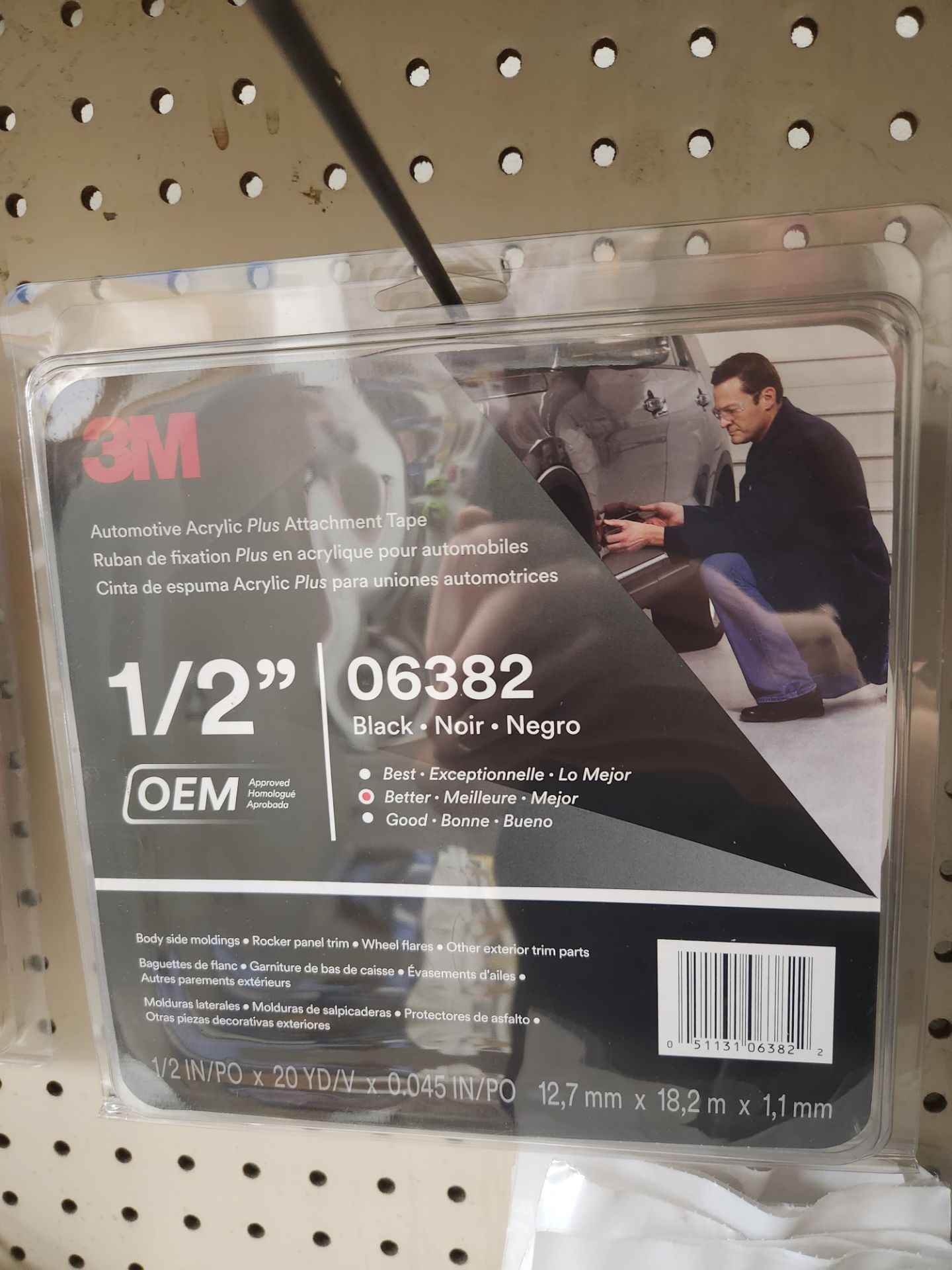 3m-6382