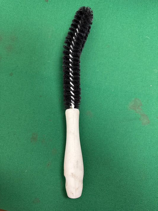 Medium Angled Black Brush
