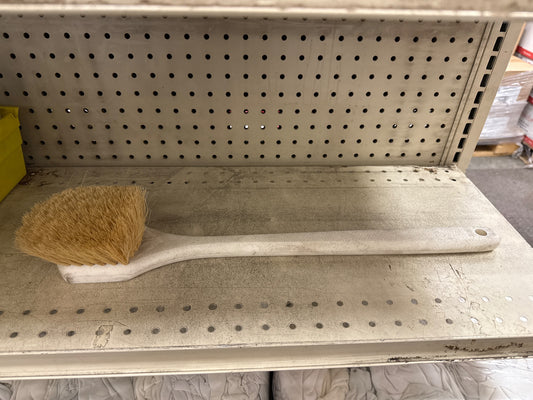 20” Tan Bristle Utility Brush