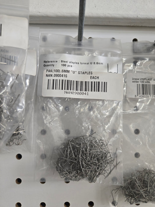 090041 100pack .6mm "u" staples